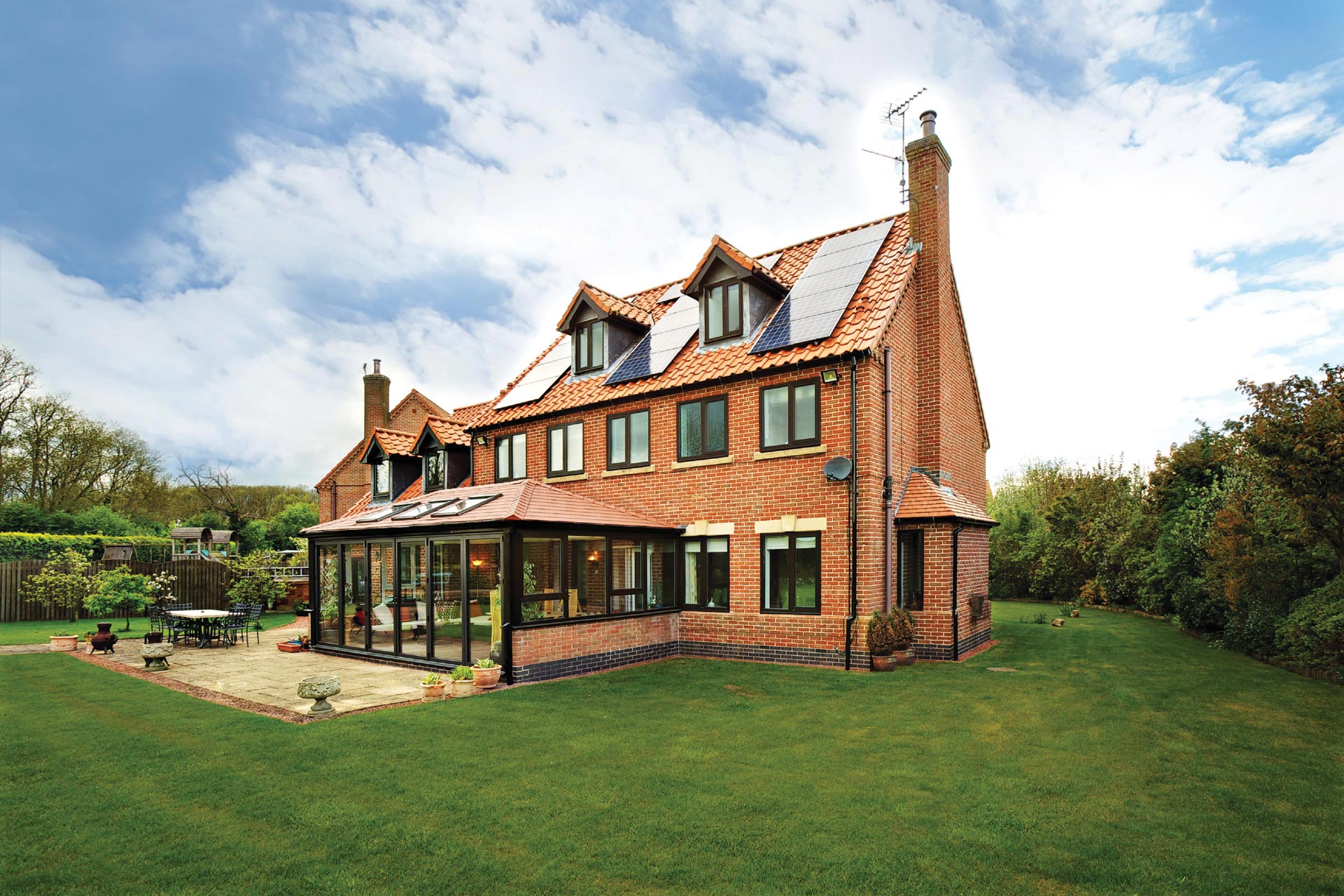 Spectacular Country Home with Large Conservatory Sun Room